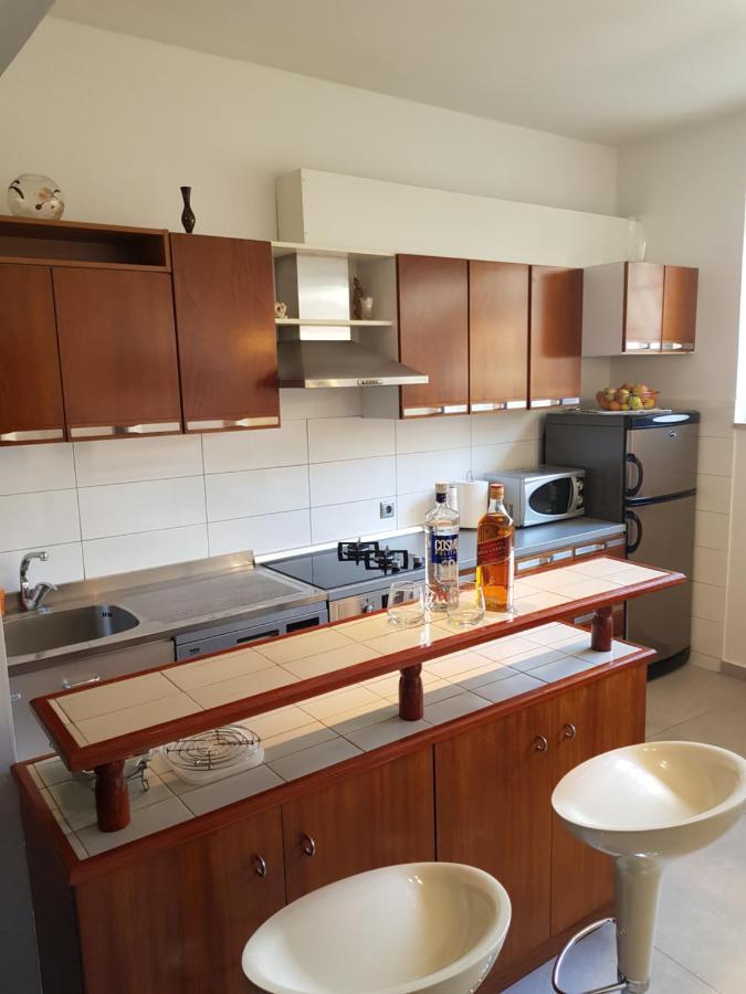Apartment Centar Оміш Екстер'єр фото